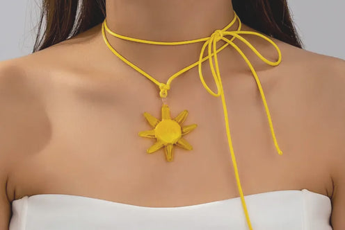 REGALO: Colgante Sol de Cristal Amarillo con Cordón Largo + 35€