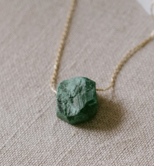 Fauna y Flora: Colgante de piedra semipreciosa