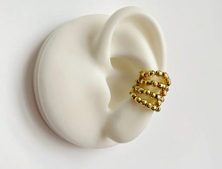 Philomena: Ear cuff Jirafa