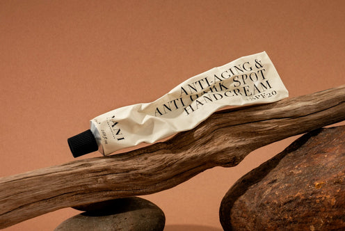 Mani: Hand Cream SPF20 - Crema de manos antiedad